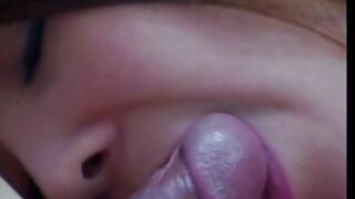 Солона ципочка Райлі Рід робить глибокий мінет На камеру порноукраїнське від першої особи