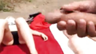 Пухленька брюнетка Селіні Саллес жадібно смокче член і скаче на ньому верхи порно відео українське