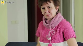Чорну мокру порно українських зірок пизду Дженни Брукс жорстоко трахкають ззаду