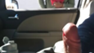 Спраглий чоловіче трахає свою худеньку дружину з маленькими грудьми прямо у українське порно відео ванні