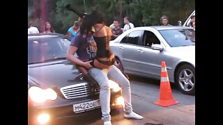 Машина стукає з потаскушкой брюнеткою Семмі українське порно відео Гранд